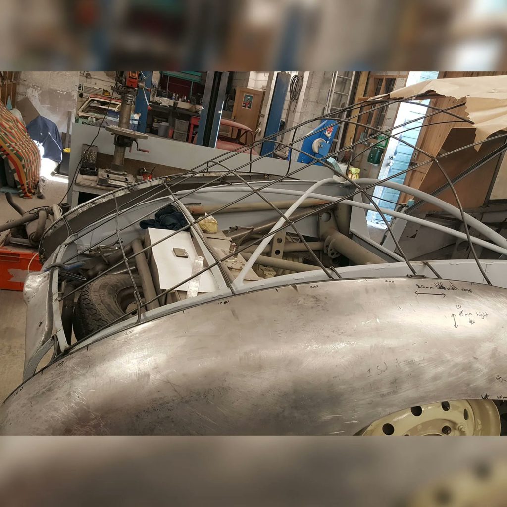 Testing out shapes for the 1953 Jowett Jupiter fastback. We think the shape is looking pretty good and can’t wait to see how it turns out when the aluminium body is crafted.