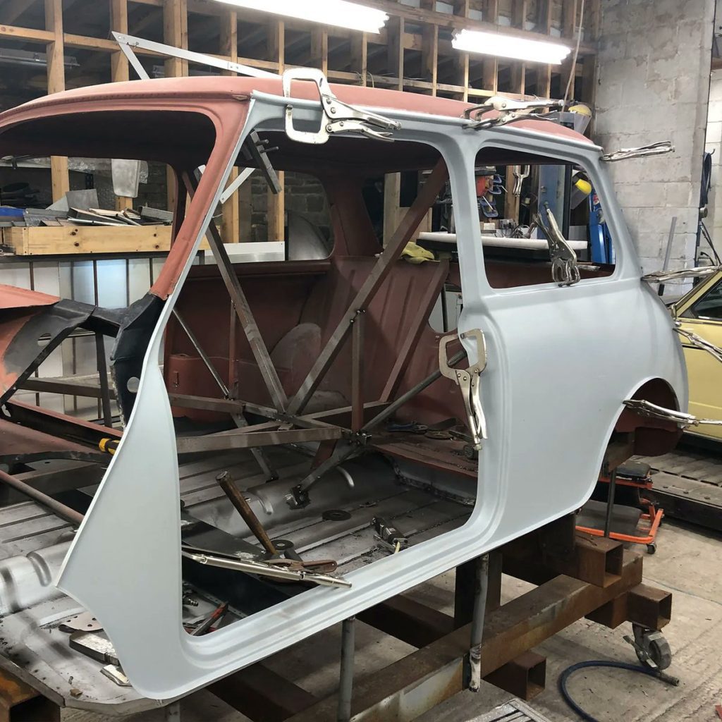 A quick dry check fit of this one piece Mini Sport side panel on the Plastics4Performance Mini Cooper 998 MkII.