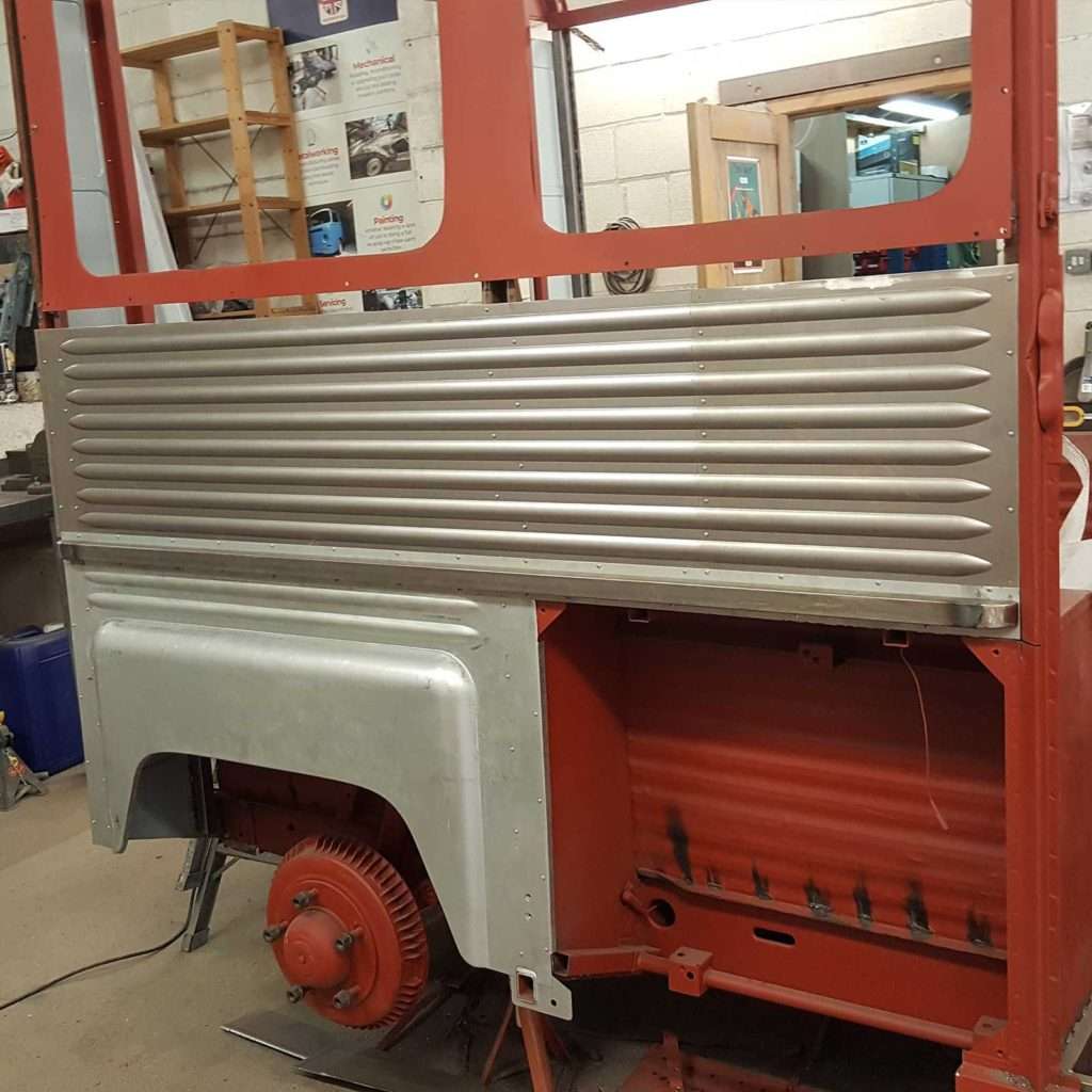 Our Citroën H-Type Van’s offside panel arrived in two segments, allowing us to tailor its length with meticulous accuracy. Embracing the art of adjustment for that perfect fit!